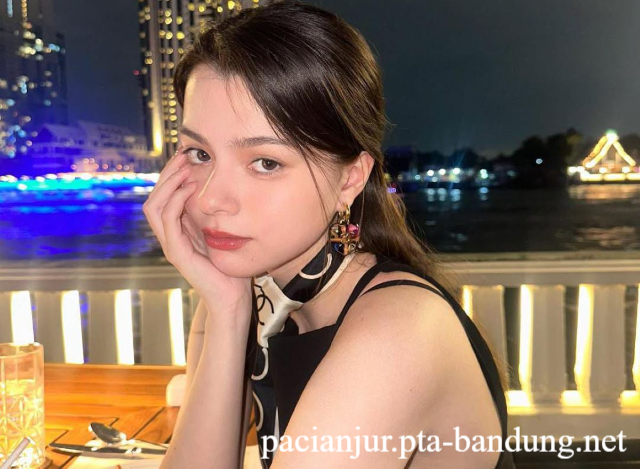 Pengaruh Besar Rebecca Armstrong